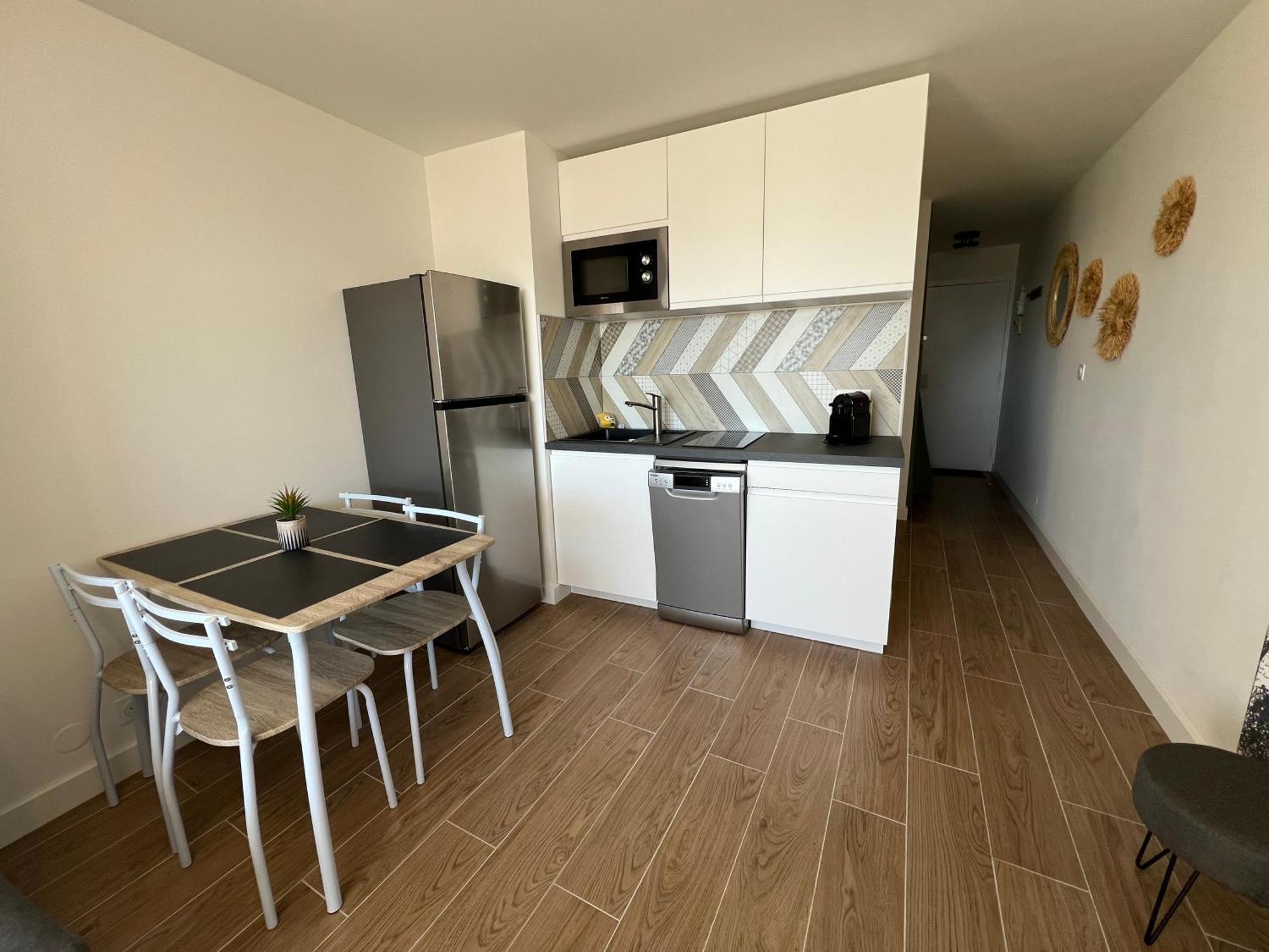 Superbe Studio Cabine Vue Mer 3 Etoiles * Ла-Гранд-Мот Экстерьер фото