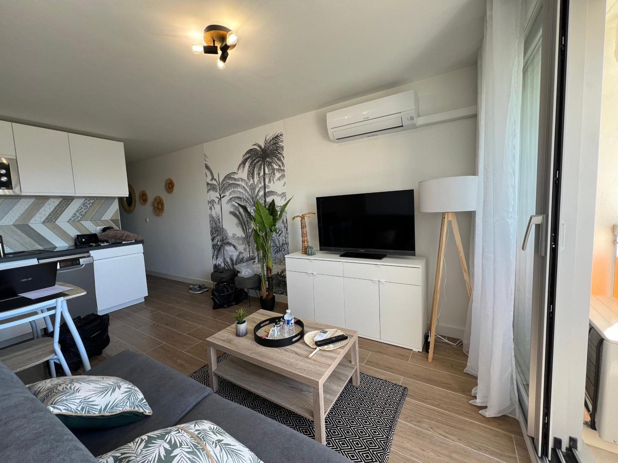 Superbe Studio Cabine Vue Mer 3 Etoiles * Ла-Гранд-Мот Экстерьер фото